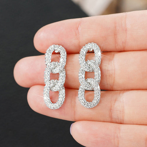 CAROVA Elegante Zirkonia Ohrringe – Zeitlose & stilvoll